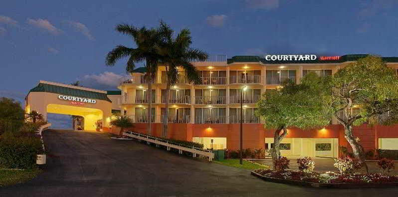 Courtyard By Marriott Key Largo Hotel Exterior photo